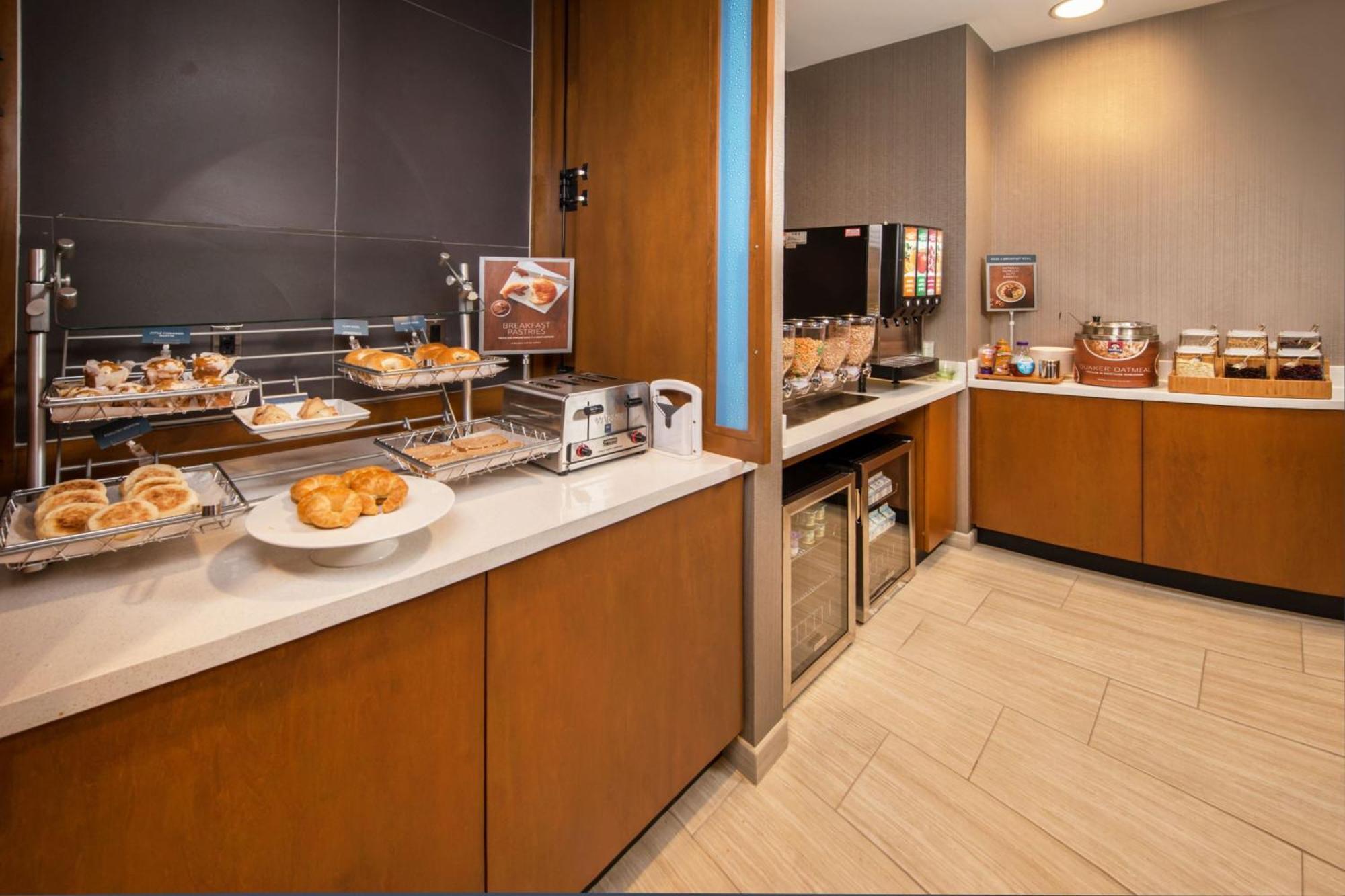 Springhill Suites By Marriott Gainesville Haymarket Eksteriør billede
