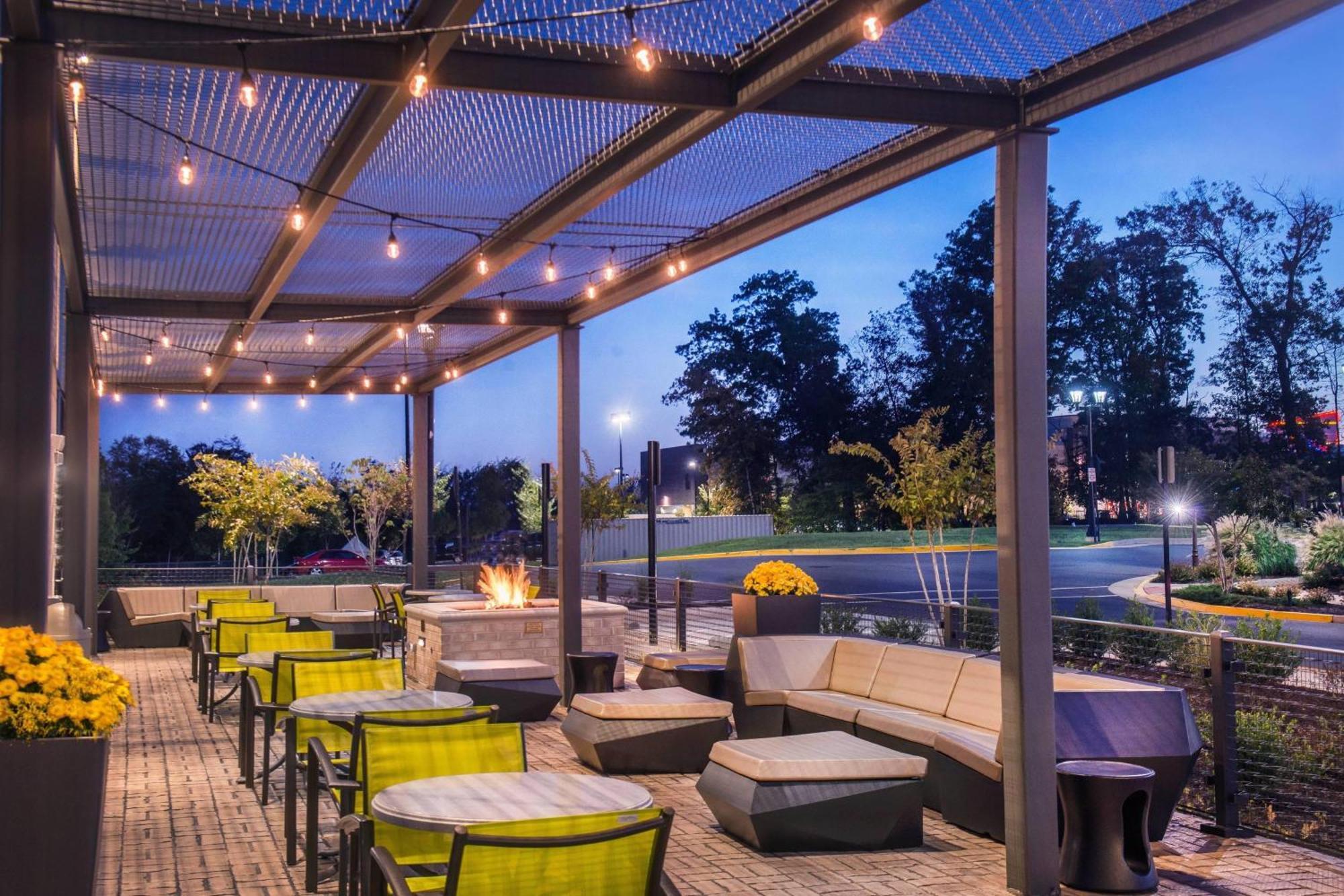 Springhill Suites By Marriott Gainesville Haymarket Eksteriør billede
