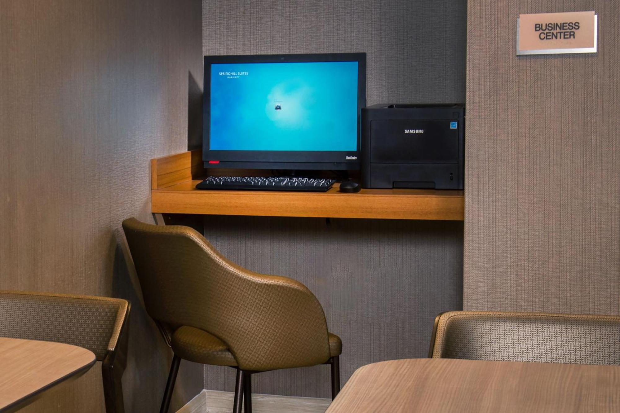 Springhill Suites By Marriott Gainesville Haymarket Eksteriør billede